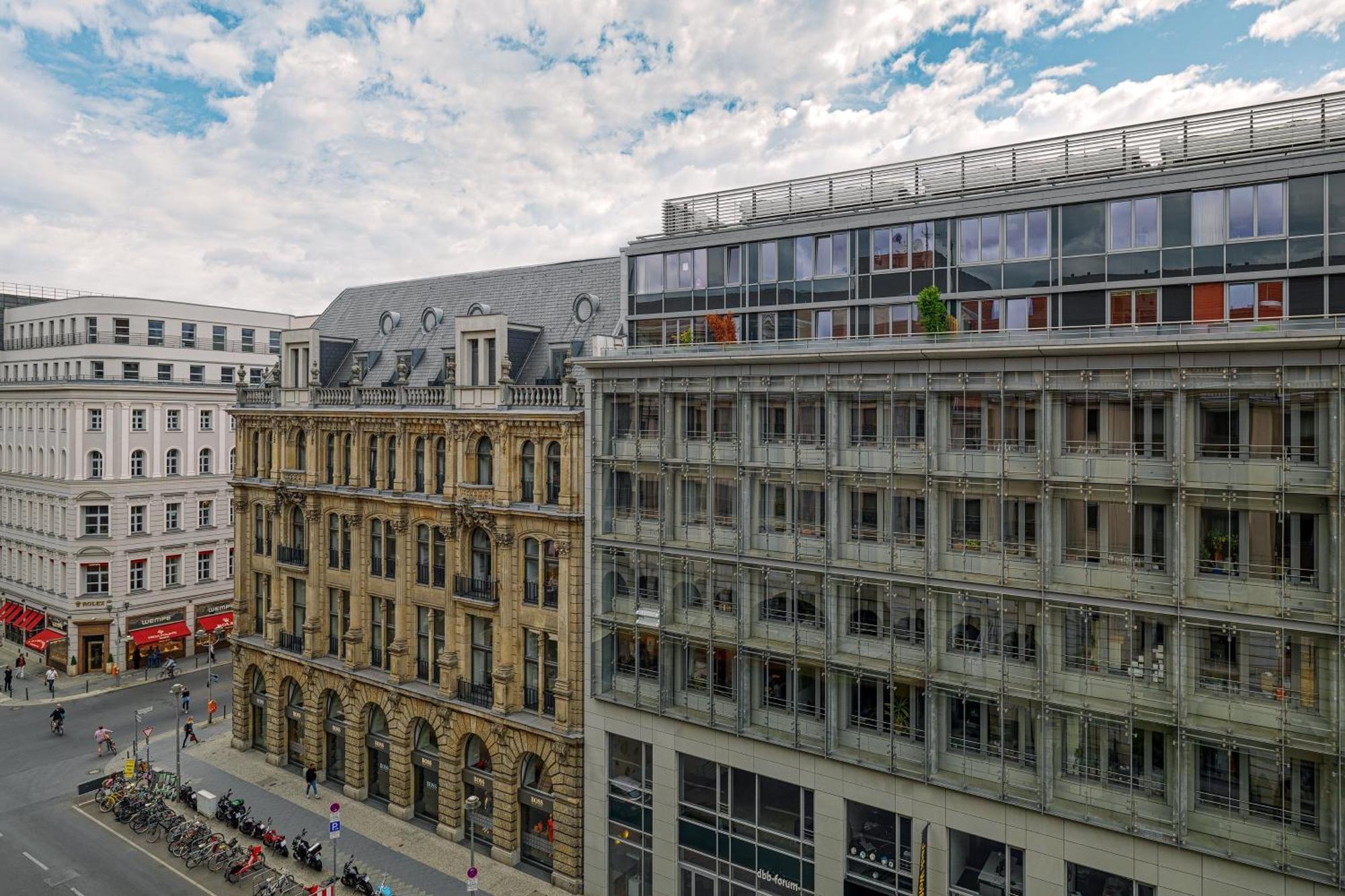 Отель The Westin Grand Берлин Экстерьер фото The new building of the German National Museum of Women's History
